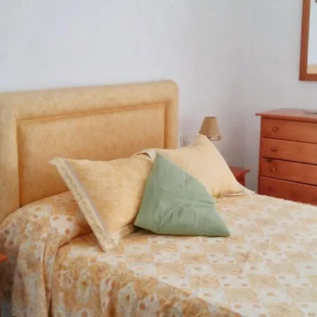 Spacious In 130 M² With Balcony And View Apartment Cadiz