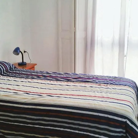 Spacious In 130 M² With Balcony And View * Cadiz
