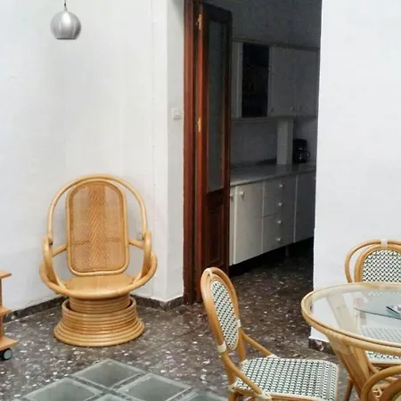 Spacious In 130 M² With Balcony And View Cadiz