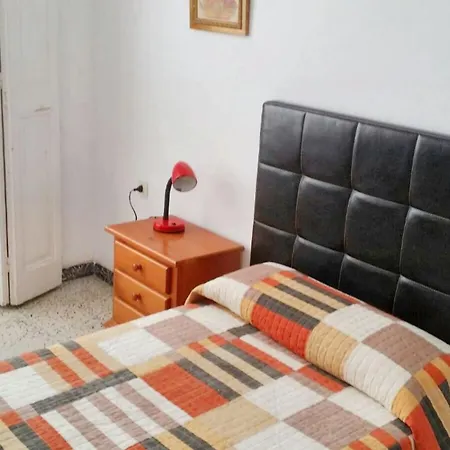 Apartment Spacious In The Heart Of 130 M² View *