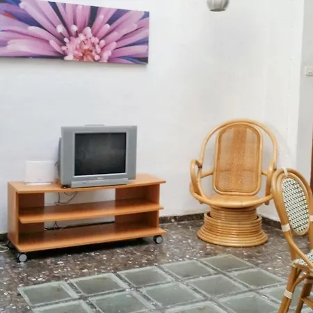 Spacious In 130 M² With Balcony And View Cadiz